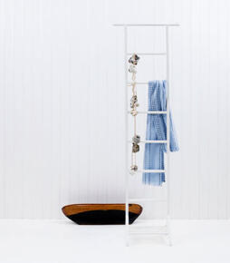 Oliver Furniture Klädstege 091414, vit